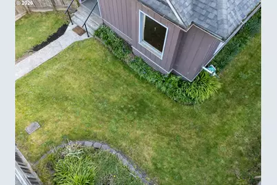 861 Fir Ave, Coos Bay, OR 97420 - Photo 6