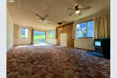 861 Fir Ave, Coos Bay, OR 97420 - Photo 18