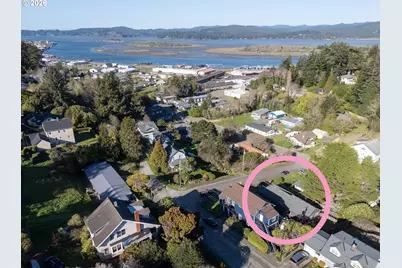 861 Fir Ave, Coos Bay, OR 97420 - Photo 4