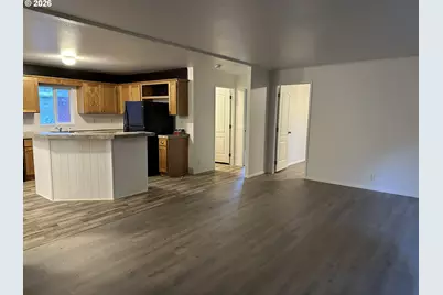 8720 SE Clatsop St, Happy Valley, OR 97086 - Photo 6