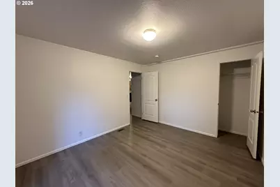 8720 SE Clatsop St, Happy Valley, OR 97086 - Photo 16