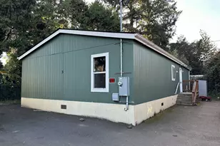 8720 SE Clatsop St, Happy Valley, OR 97086 - Photo 4