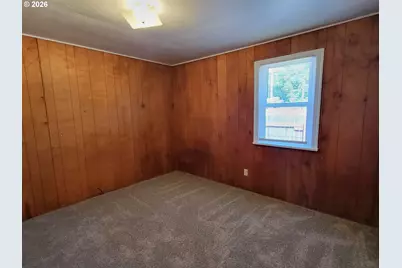 975 Johnson Ave, Cottage Grove, OR 97424 - Photo 8