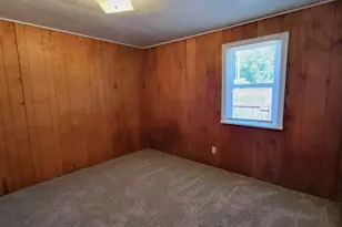 975 Johnson Ave, Cottage Grove, OR 97424 - Photo 8
