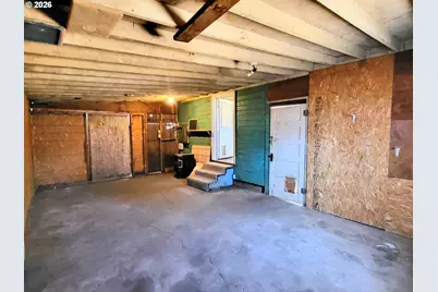 975 Johnson Ave, Cottage Grove, OR 97424 - Photo 6