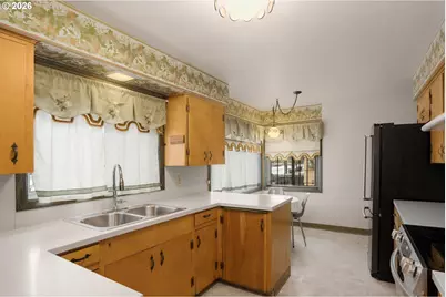 4212 SE Glenwood St, Portland, OR 97206 - Photo 12