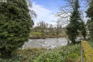 292 SE Academy St, Dallas, OR 97338 - Photo 30