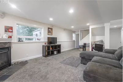 292 SE Academy St, Dallas, OR 97338 - Photo 24