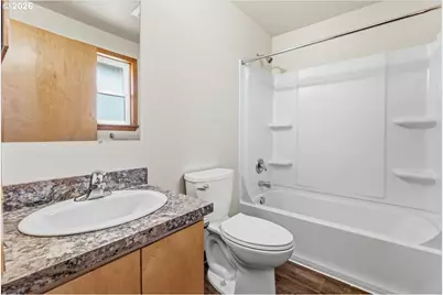 22010 S Leslie Ave, Beavercreek, OR 97004 - Photo 18