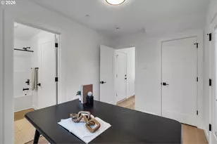 6605 N Montana Ave, Portland, OR 97217 - Photo 22