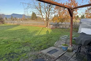 5570/5592 B St, Springfield, OR 97478 - Photo 4