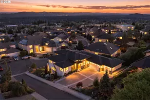 10159 SE Brookmore Ct, Happy Valley, OR 97086 - Photo 2