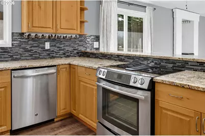 815 S 72nd St, Springfield, OR 97478 - Photo 18
