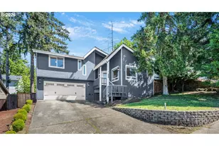 815 S 72nd St, Springfield, OR 97478 - Photo 2