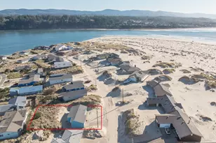 105 NW Oceania Dr, Waldport, OR 97394 - Photo 30