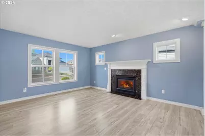 328 SW 38th Loop, Gresham, OR 97080 - Photo 12