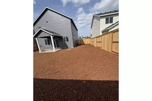 3189 S Magnolia Dr, Cornelius, OR 97124 - Photo 10