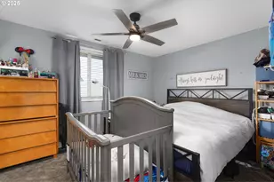 830 W Kenwood St, Roseburg, OR 97471 - Photo 16