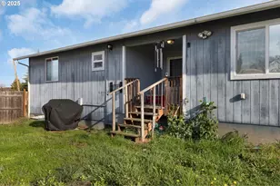 830 W Kenwood St, Roseburg, OR 97471 - Photo 22