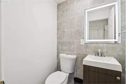 306 NW 134th St, Vancouver, WA 98685 - Photo 16