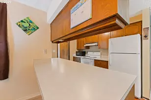 6385 McEwan Rd, Lake Oswego, OR 97035 - Photo 10