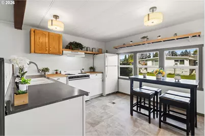 205 S 54th St #76, Springfield, OR 97478 - Photo 8