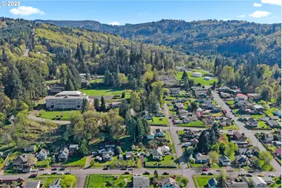 410 E D St, Rainier, OR 97048 - Photo 32