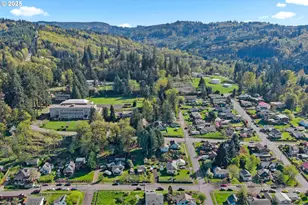 410 E D St, Rainier, OR 97048 - Photo 32