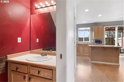 887 SW 198th Pl, Beaverton, OR 97003 - Photo 10