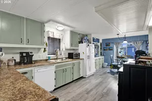 3760 Hwy 101, Florence, OR 97439 - Photo 2