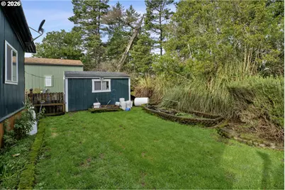 3760 Highway 101 #4, Florence, OR 97439 - Photo 24