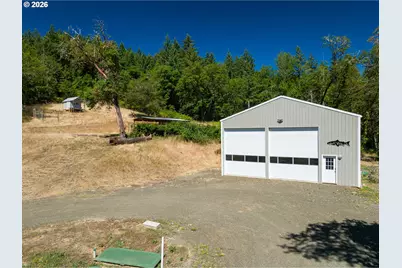 325 Kellisha Ln, Roseburg, OR 97471 - Photo 32