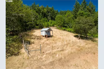 325 Kellisha Ln, Roseburg, OR 97471 - Photo 36