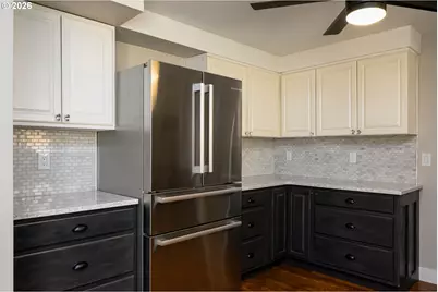 325 Kellisha Ln, Roseburg, OR 97471 - Photo 14