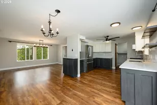 325 Kellisha Ln, Roseburg, OR 97471 - Photo 12