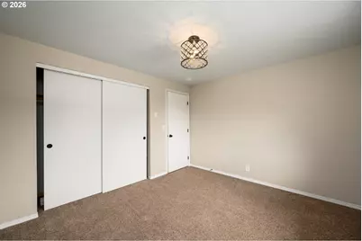 325 Kellisha Ln, Roseburg, OR 97471 - Photo 20