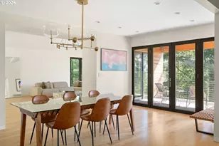 5202 SW Burton Dr, Portland, OR 97221 - Photo 8