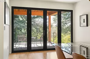 5202 SW Burton Dr, Portland, OR 97221 - Photo 36