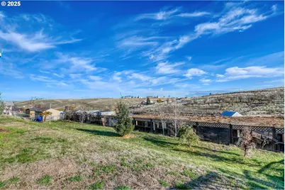 940 SE 9th St, Pendleton, OR 97801 - Photo 36