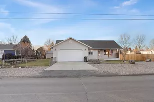 3655 Birch St, Baker City, OR 97814 - Photo 2