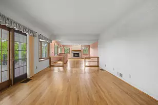 31216 SE Division Dr, Troutdale, OR 97060 - Photo 16