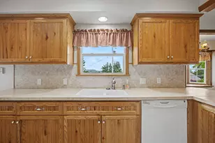 31216 SE Division Dr, Troutdale, OR 97060 - Photo 8
