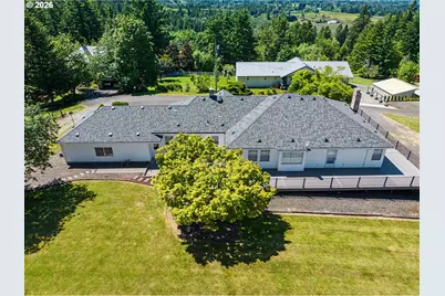 31216 SE Division Dr, Troutdale, OR 97060 - Photo 4