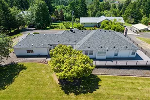 31216 SE Division Dr, Troutdale, OR 97060 - Photo 4