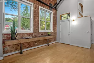 2769 NW Savier St, Portland, OR 97210 - Photo 6