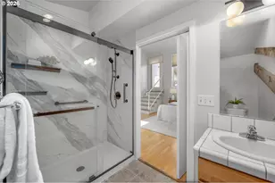 2769 NW Savier St, Portland, OR 97210 - Photo 30