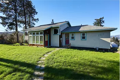 1707 Bridge St, The Dalles, OR 97058 - Photo 1