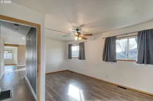 688 SW Cedar St, Pilot Rock, OR 97868 - Photo 16