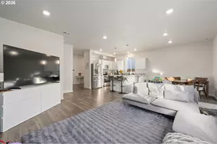 2985 W St, Springfield, OR 97477 - Photo 10