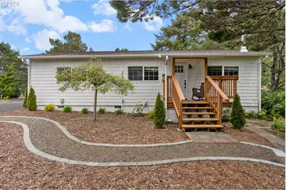 125 11th St, Florence, OR 97439 - Photo 2
